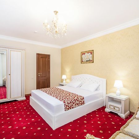 Park Lane Hotel Chişinău Esterno foto